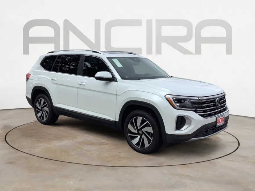 2025 Volkswagen Atlas SEL photo 1