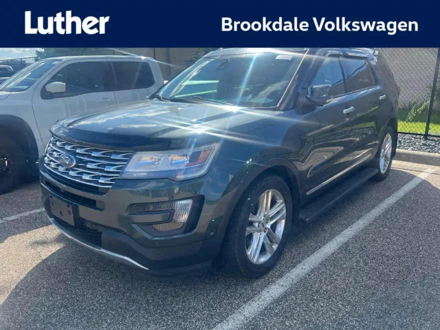 2016 Ford Explorer Limited photo 1