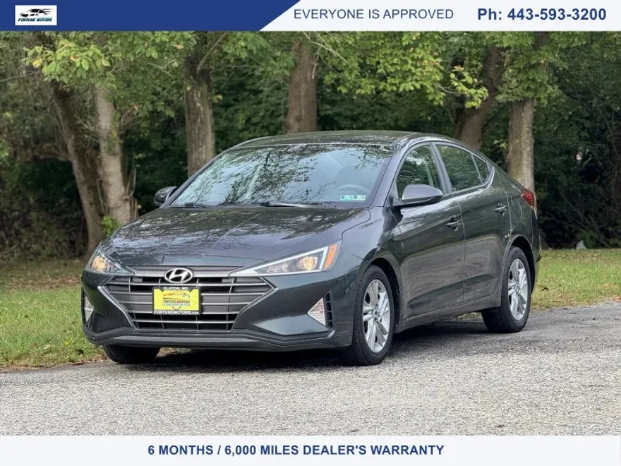 2020 Hyundai Elantra SE photo 1