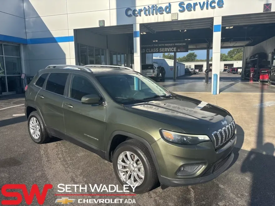 2019 Jeep Cherokee Latitude photo 1