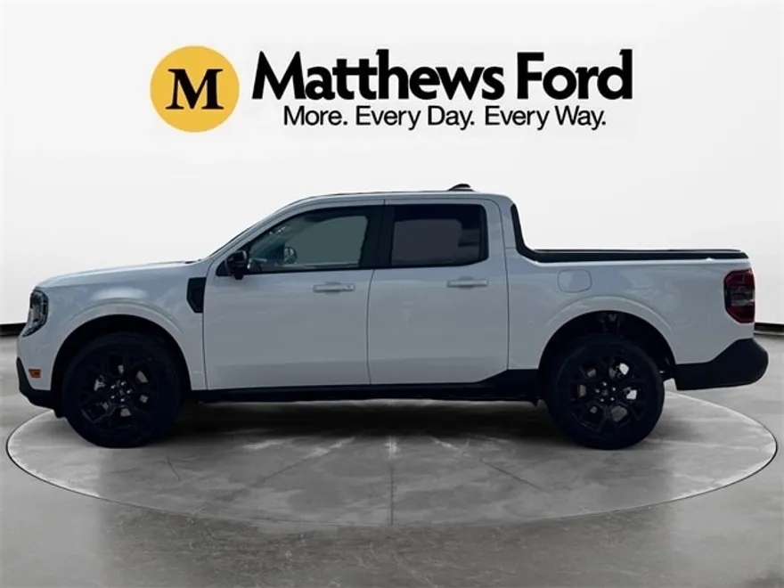 2025 Ford Maverick Lariat photo 1