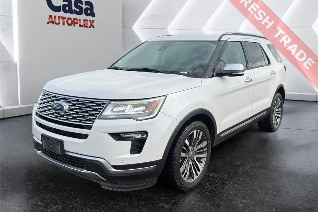 2018 Ford Explorer Platinum photo 1