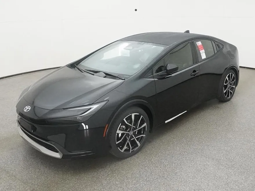 2024 Toyota Prius Prime XSE photo 1