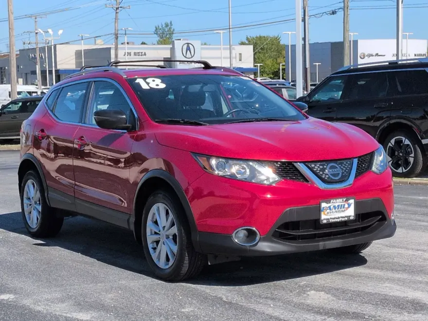2018 Nissan Rogue Sport SV photo 1