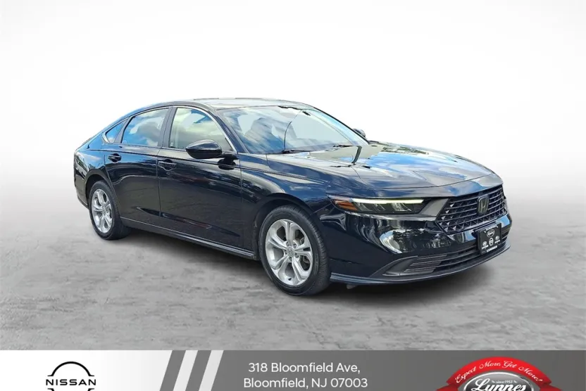 2023 Honda Accord LX photo 1