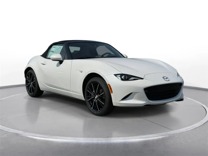 2025 Mazda MX-5 Miata Miata Grand Touring photo 1