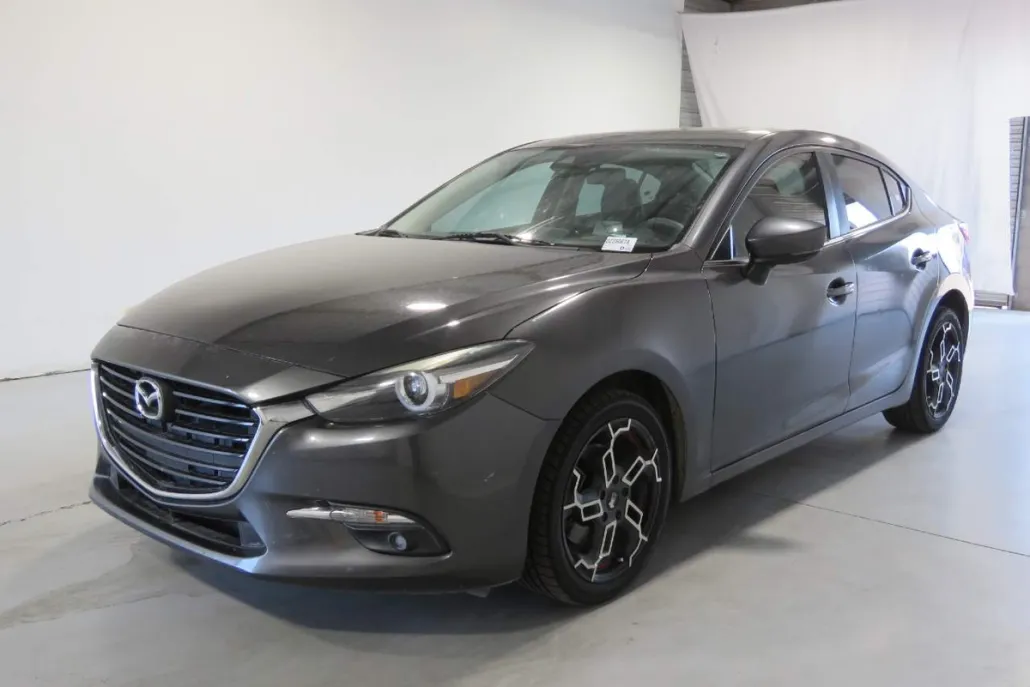 2018 Mazda Mazda3 Grand Touring photo 1