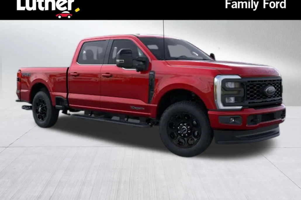 2025 Ford F-350 Lariat photo 1