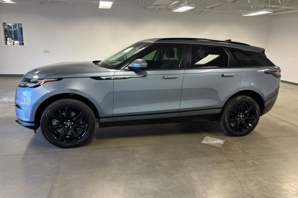 2018 Land Rover Range Rover Velar R-Dynamic SE photo 1