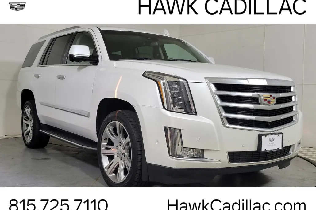 2017 Cadillac Escalade Luxury photo 1
