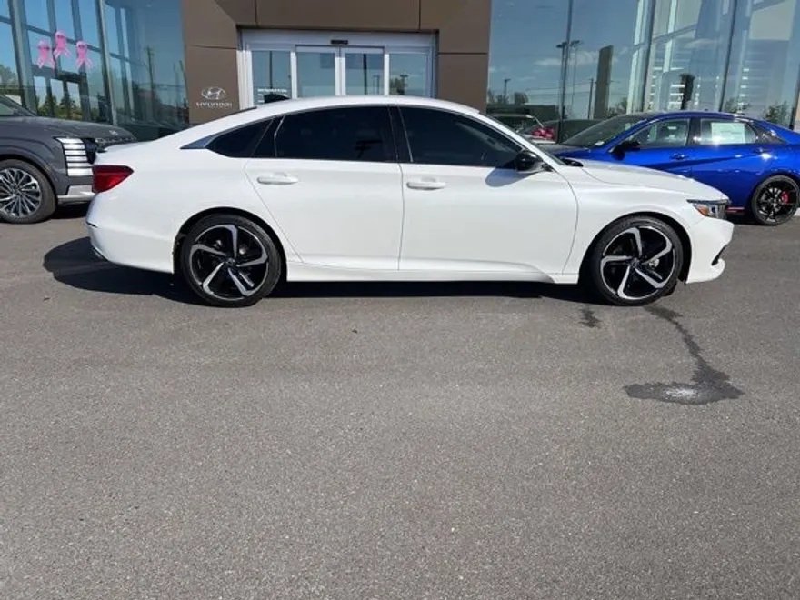 2022 Honda Accord Sport SE photo 1