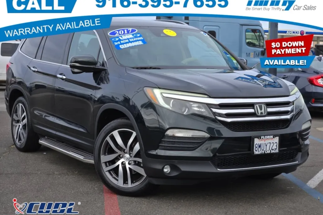 2017 Honda Pilot Touring photo 1