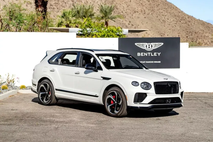 2025 Bentley Bentayga S V8 photo 1
