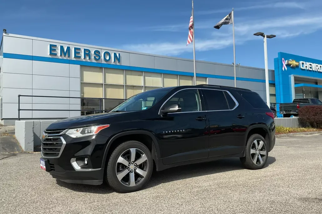 2021 Chevrolet Traverse Leather photo 1