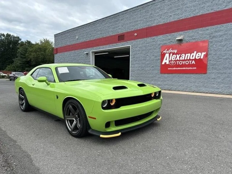 2023 Dodge Challenger SRT8 Hellcat photo 1