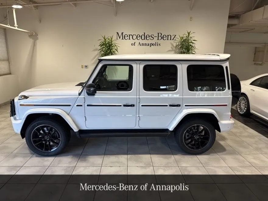 2025 Mercedes Benz G 550 photo 1