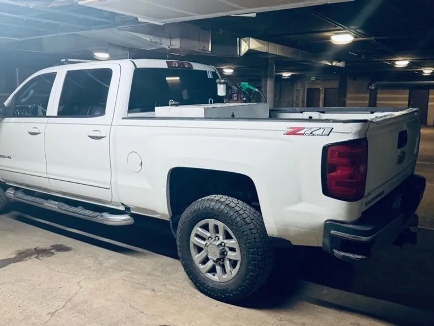 2019 Chevrolet Silverado 3500HD LT photo 1