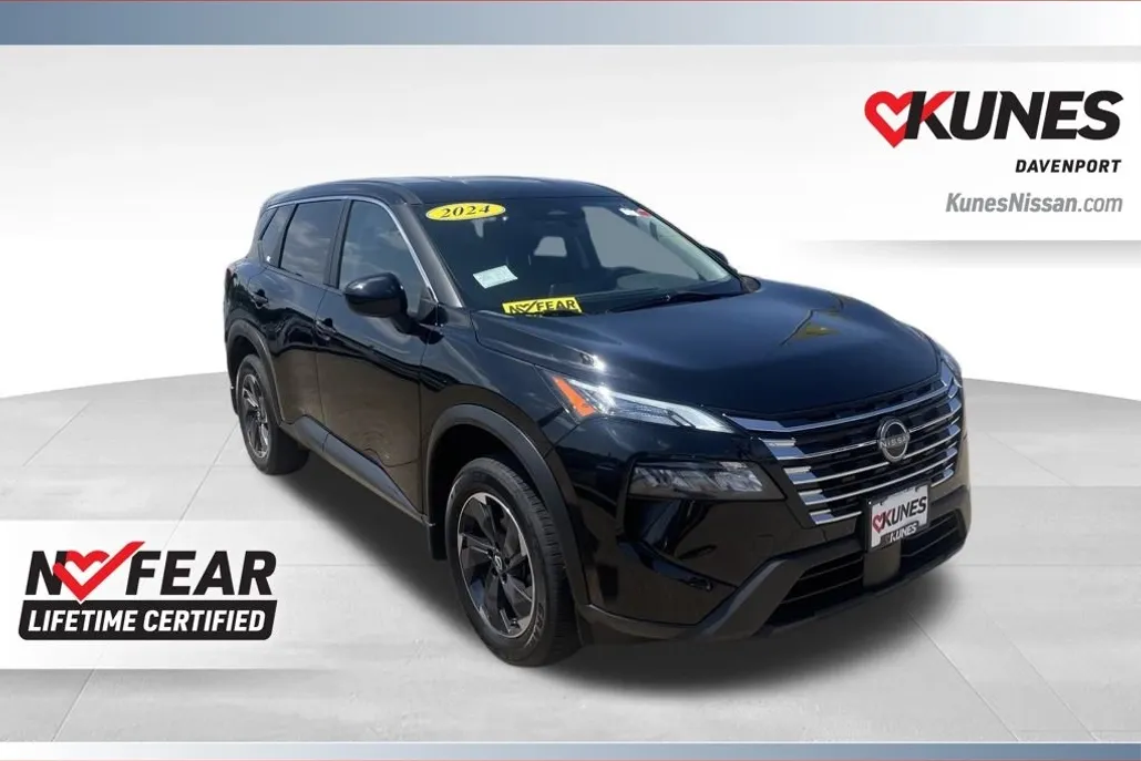 2024 Nissan Rogue SV photo 1