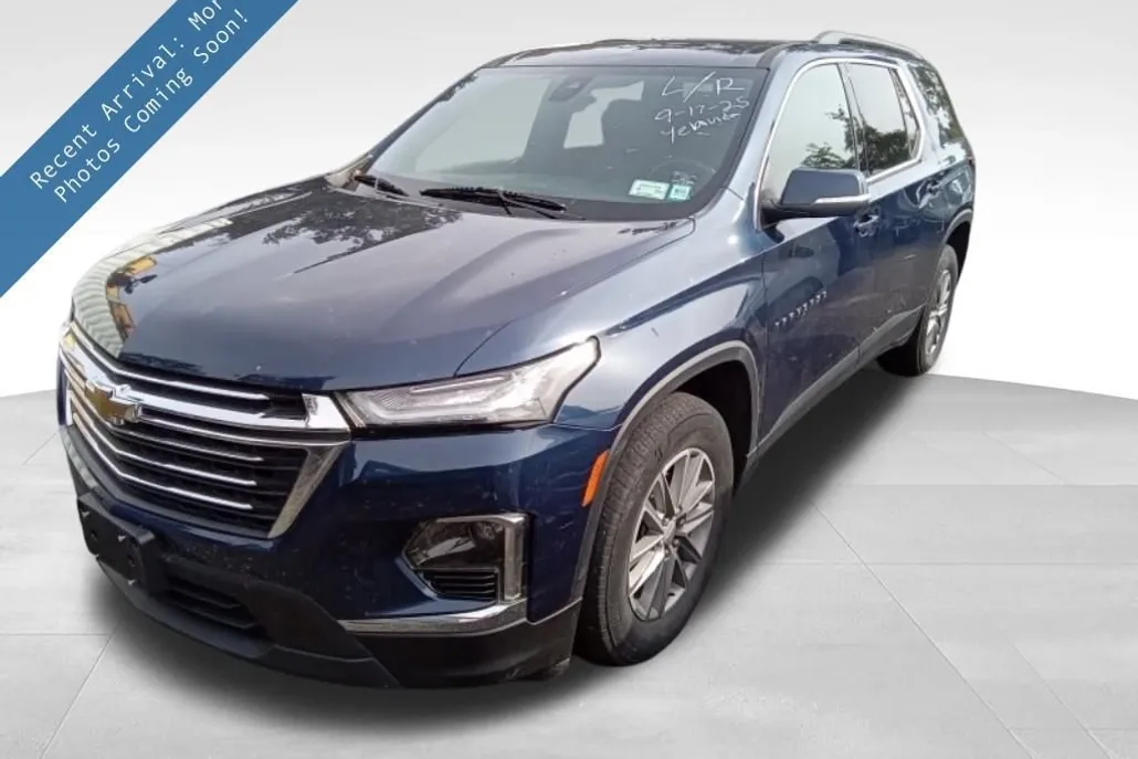 2022 Chevrolet Traverse Leather photo 1