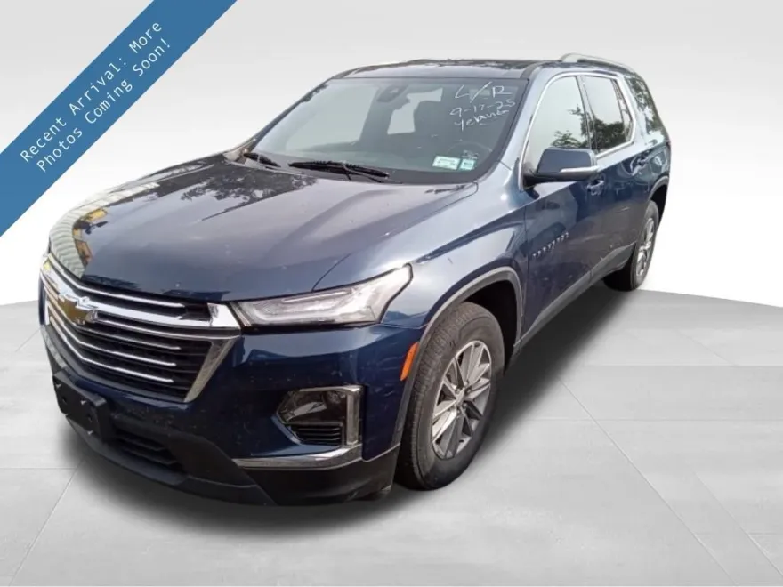 2022 Chevrolet Traverse Leather photo 1