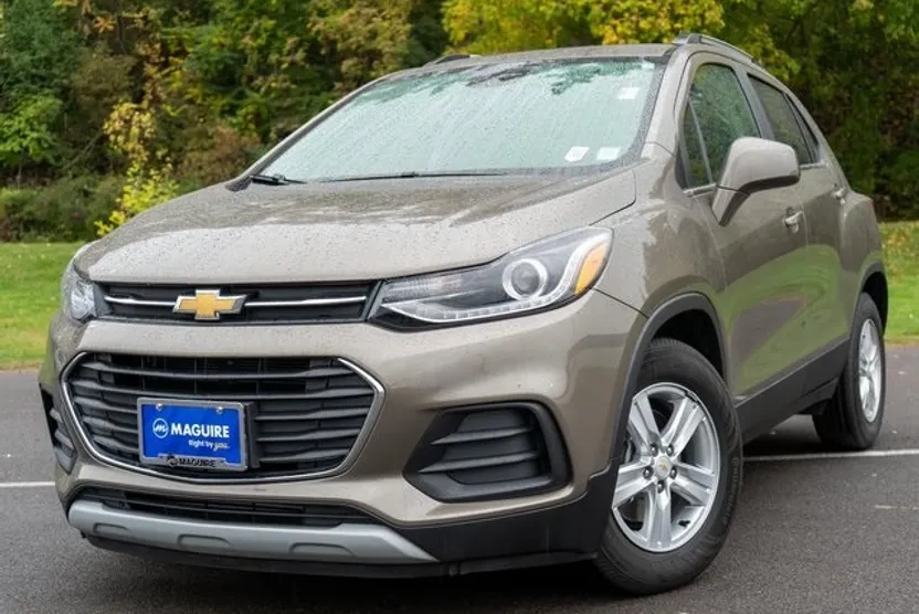 2020 Chevrolet Trax LT photo 1