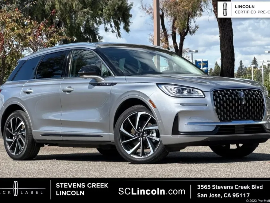 2024 Lincoln Corsair Grand Touring photo 1