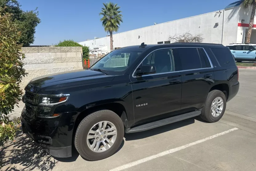 2016 Chevrolet Tahoe LS photo 1
