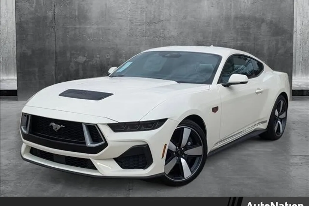 2025 Ford Mustang GT Premium photo 1
