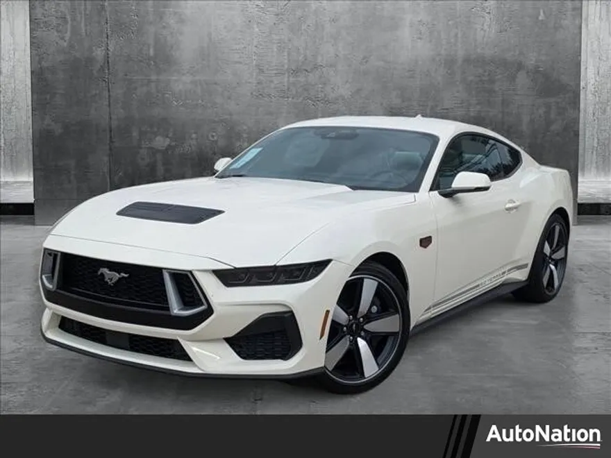2025 Ford Mustang GT Premium photo 1