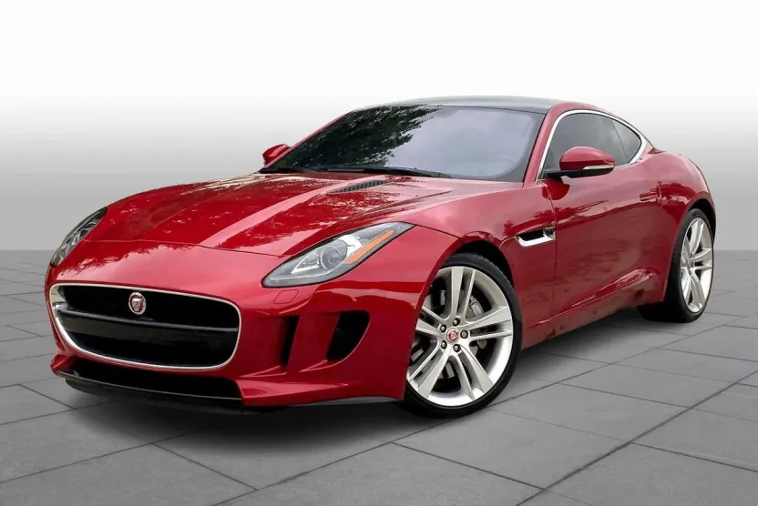 2017 Jaguar F-TYPE photo 1