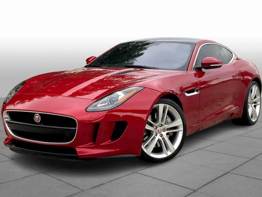 2017 Jaguar F-TYPE photo 1