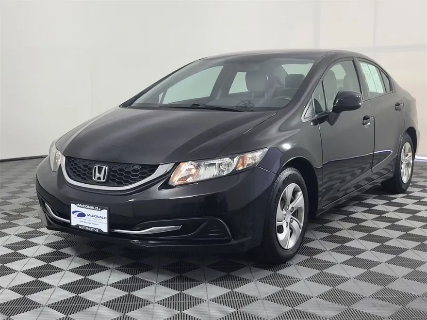 2013 Honda Civic LX photo 1