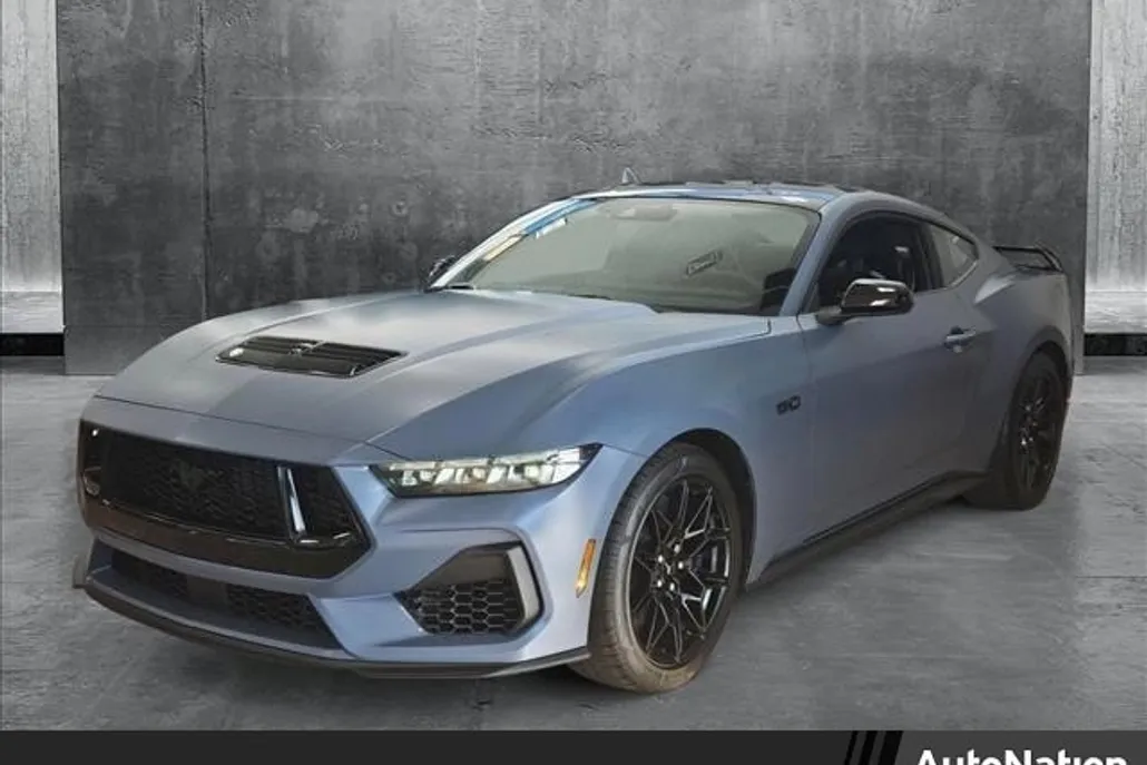 2025 Ford Mustang GT Premium photo 1