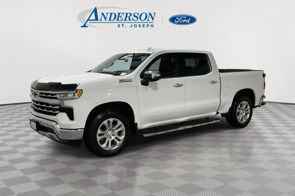 2024 Chevrolet Silverado 1500 LTZ photo 1