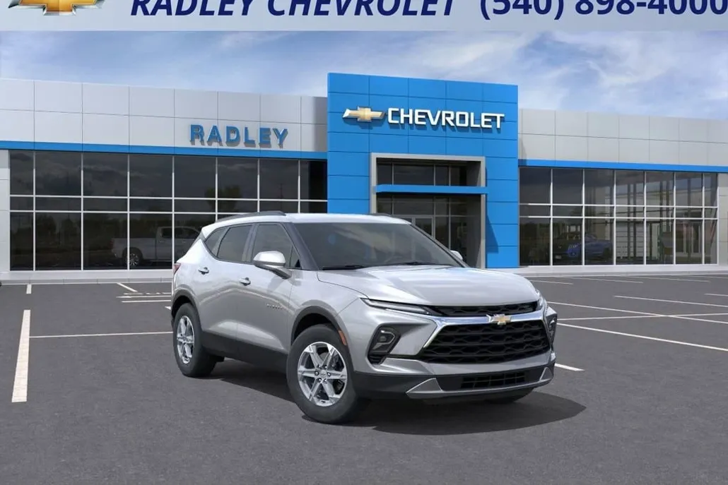 2025 Chevrolet Blazer 2LT photo 1