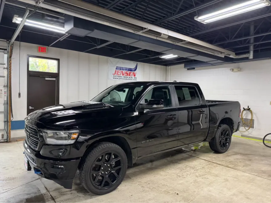 2023 Ram 1500 Laramie photo 1