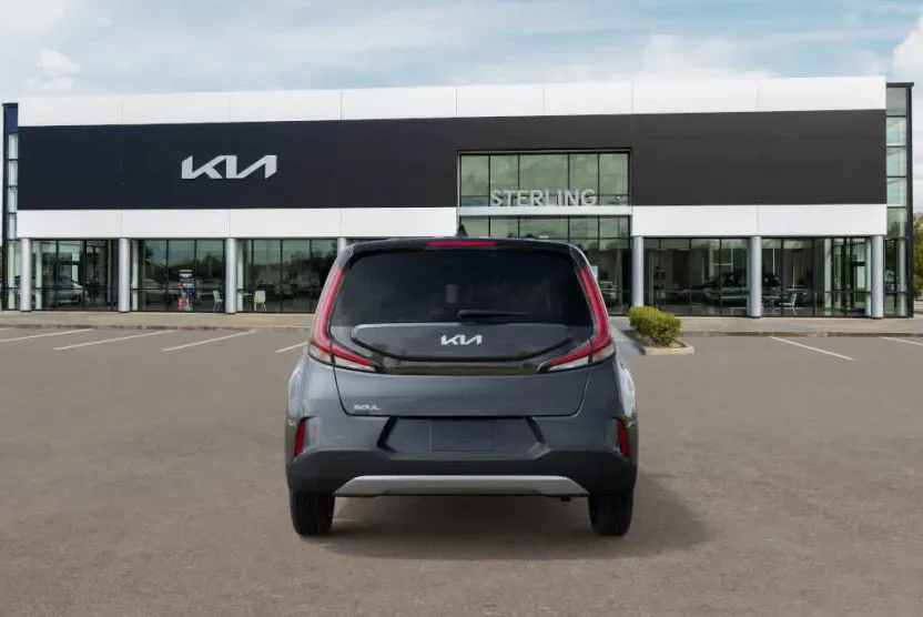 2025 Kia Soul LX photo 1