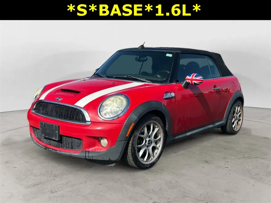 2010 Mini Cooper Convertible S photo 1