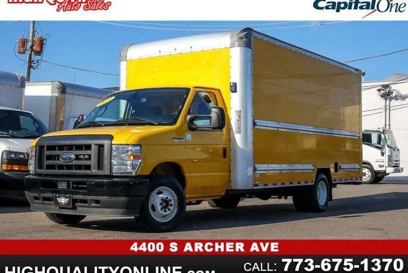 2022 Ford E-350 photo 1