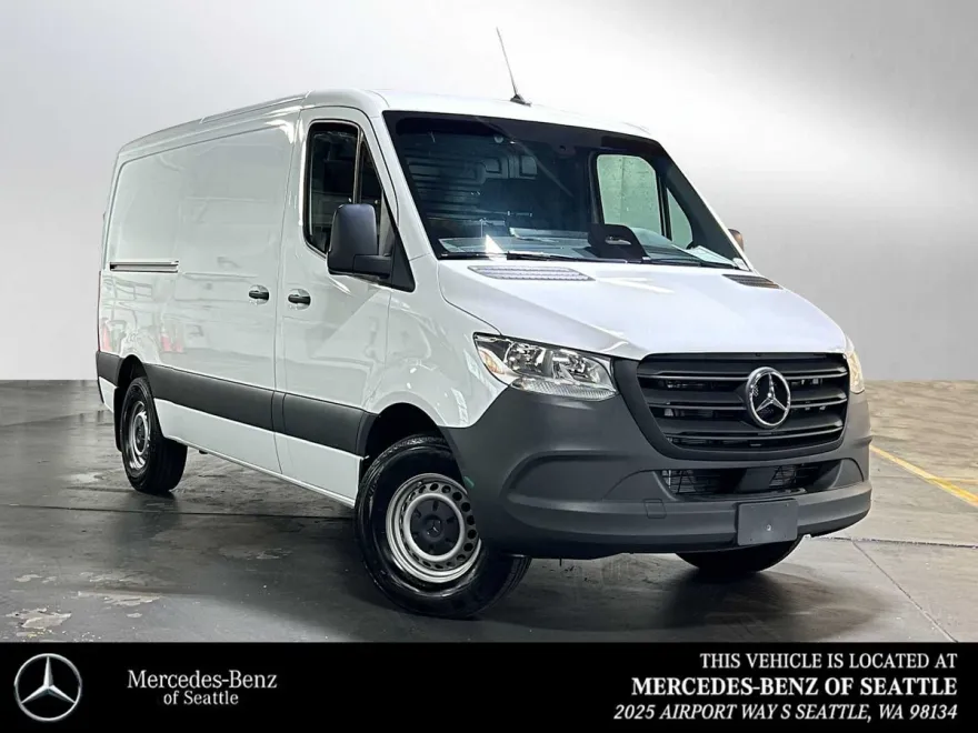 2025 Mercedes Benz Sprinter 2500 Standard Roof photo 1