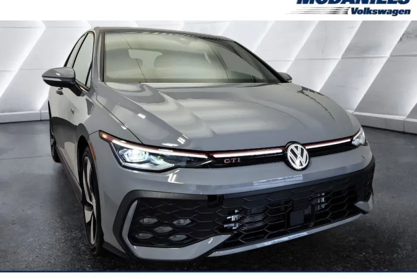2025 Volkswagen Golf GTI S photo 1