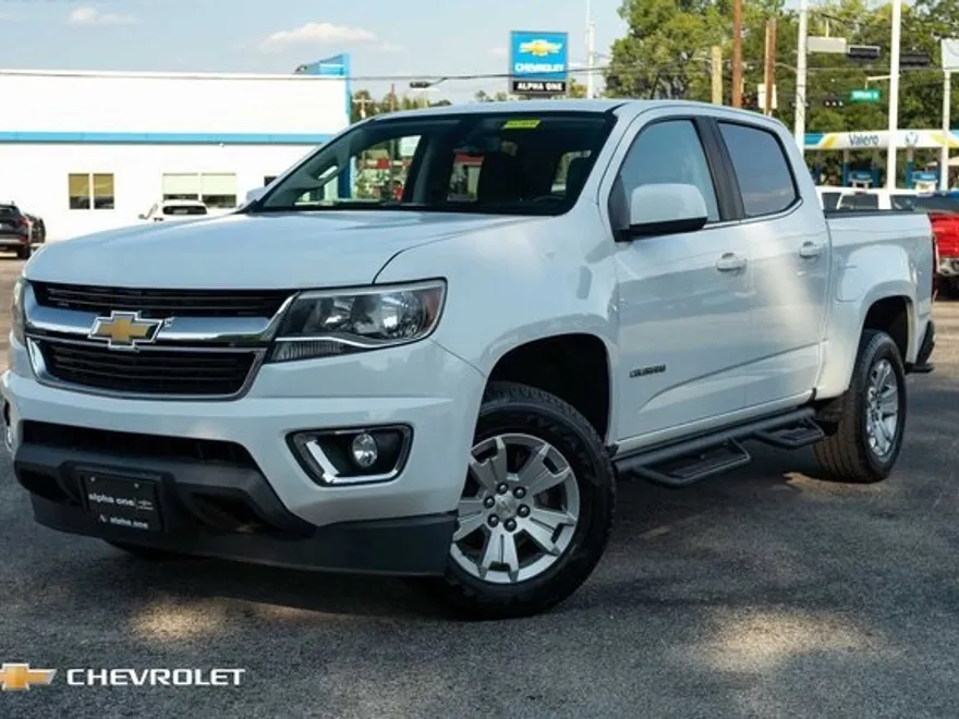2017 Chevrolet Colorado LT photo 1