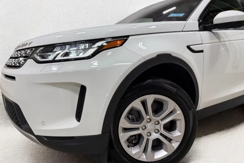 2021 Land Rover Discovery Sport S photo 1