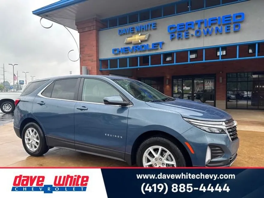 2024 Chevrolet Equinox LT photo 1