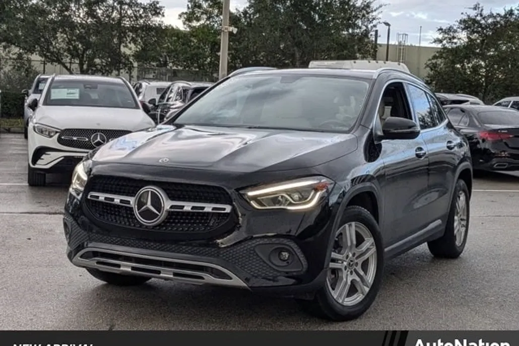 2022 Mercedes Benz GLA 250 photo 1