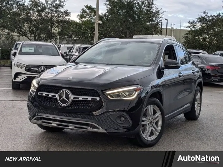 2022 Mercedes Benz GLA 250 photo 1