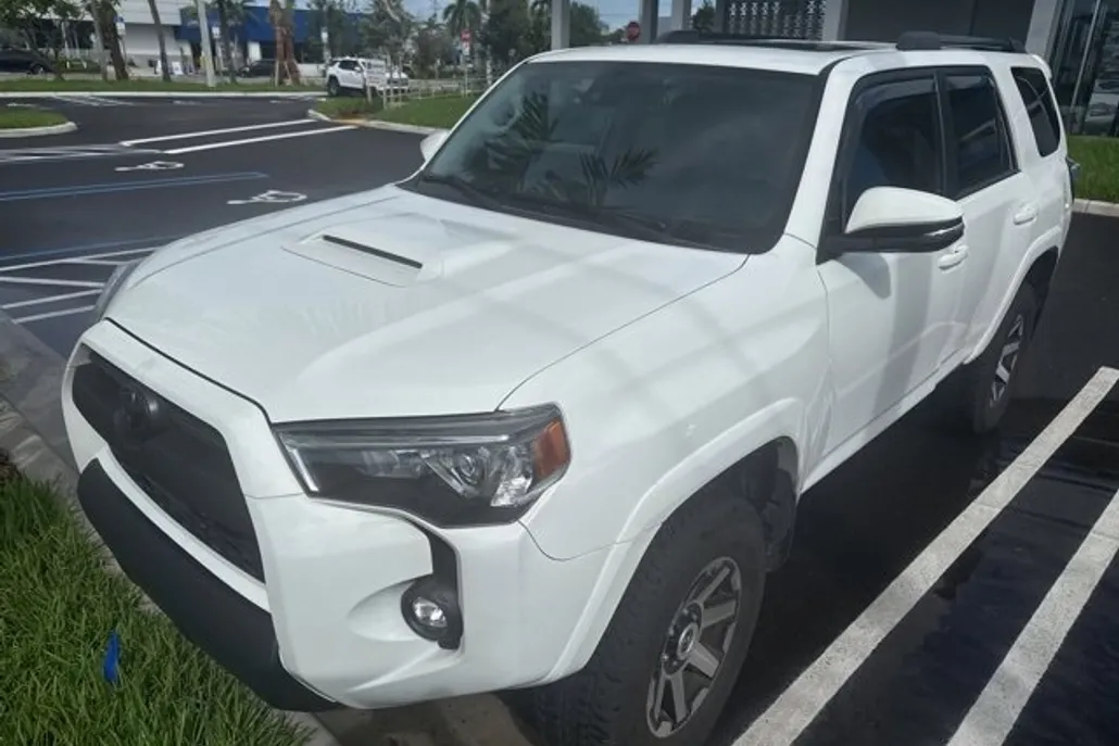 2024 Toyota 4Runner TRD Premium photo 1
