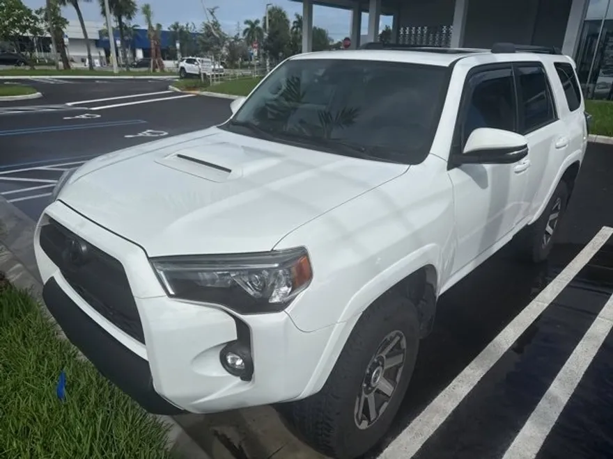 2024 Toyota 4Runner TRD Premium photo 1