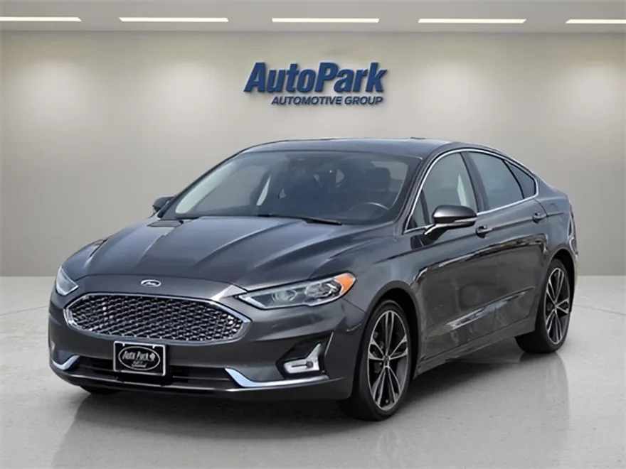 2020 Ford Fusion Titanium photo 1