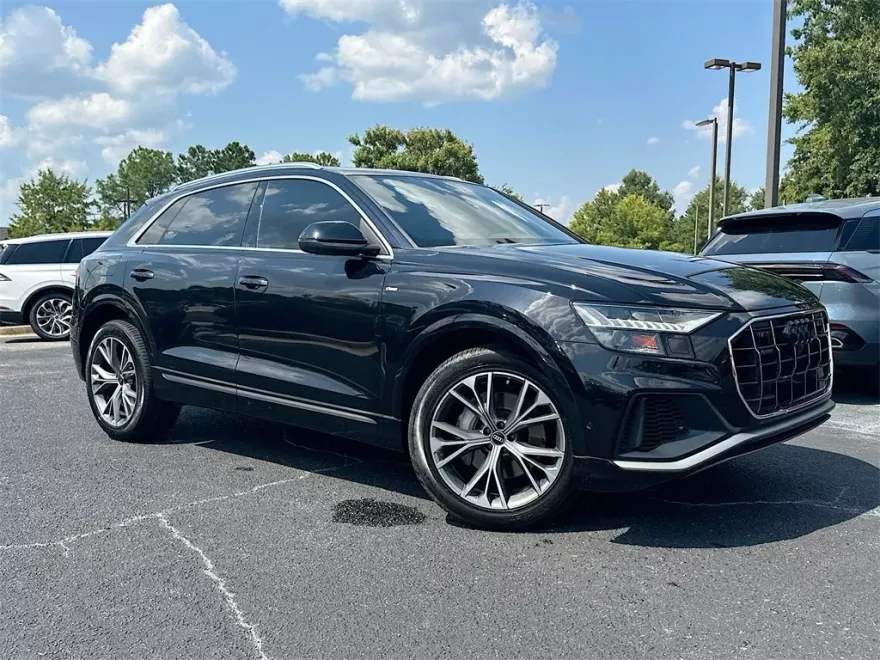 2021 Audi Q8 55 Premium Plus photo 1